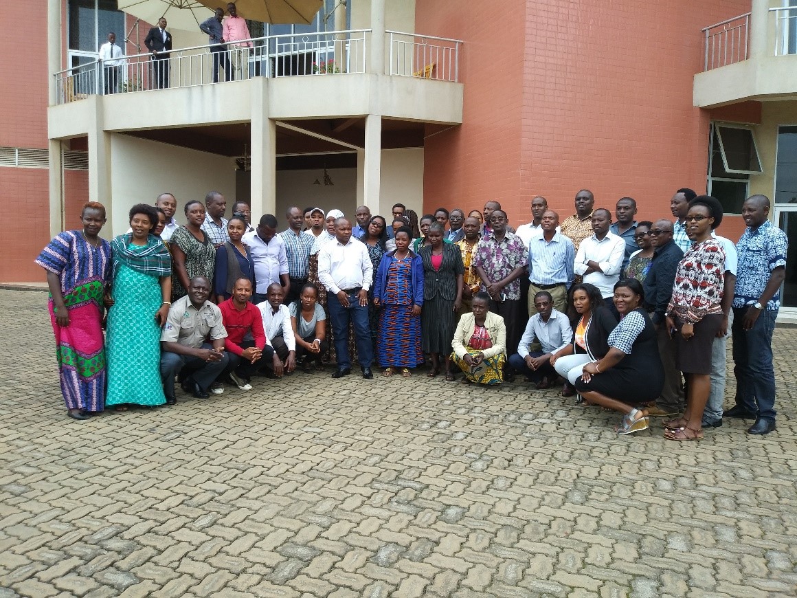 Empowering women to take leadership roles in bean business platforms in Rwanda